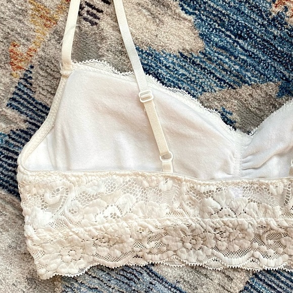 Mae Size M Ivory Lace Bralette - Picture 5 of 5